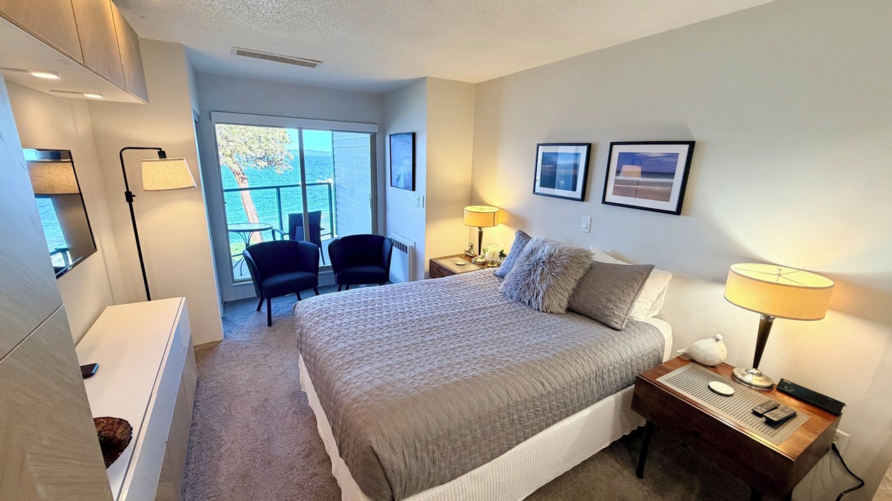 Photo of Bedroom in North Oyster