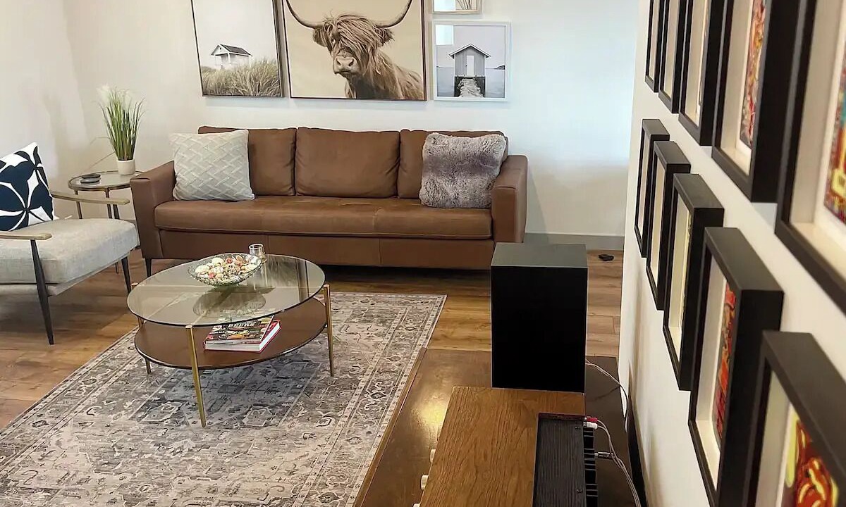 Photo of Livingroom in Southwest Calgary