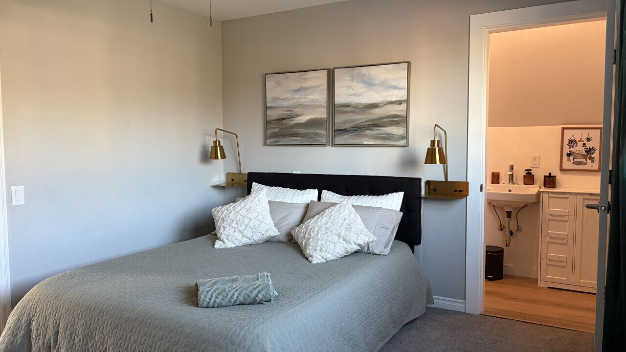 Photo of Bedroom in East Side