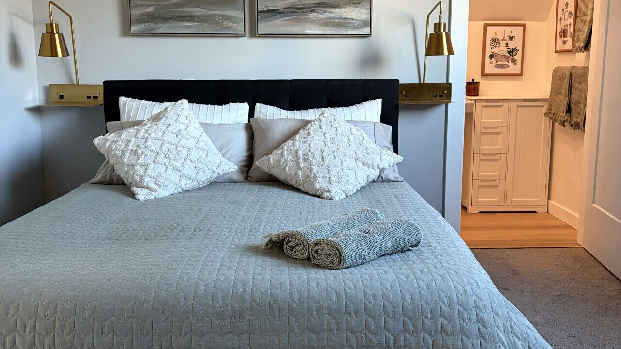 Photo of Bedroom in East Side