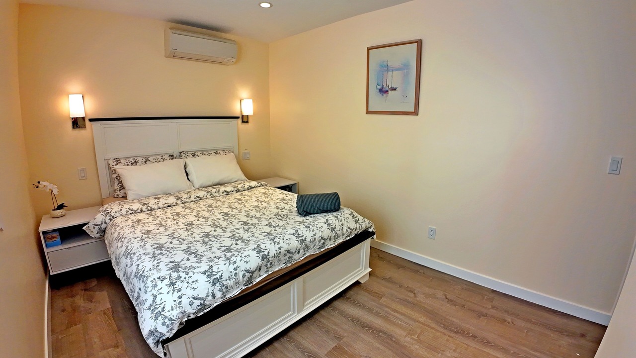 Photo of Bedroom in Gordon Head
