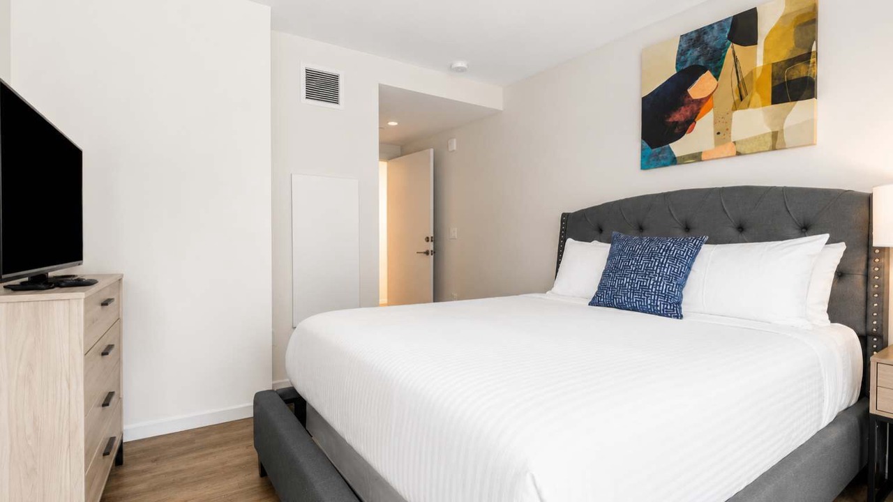 Photo of Bedroom in Seaport District