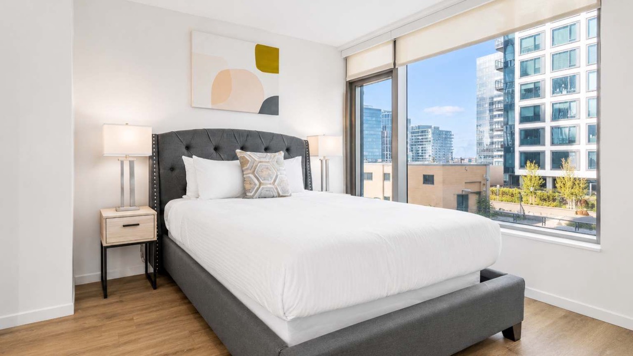 Photo of Bedroom in Seaport District