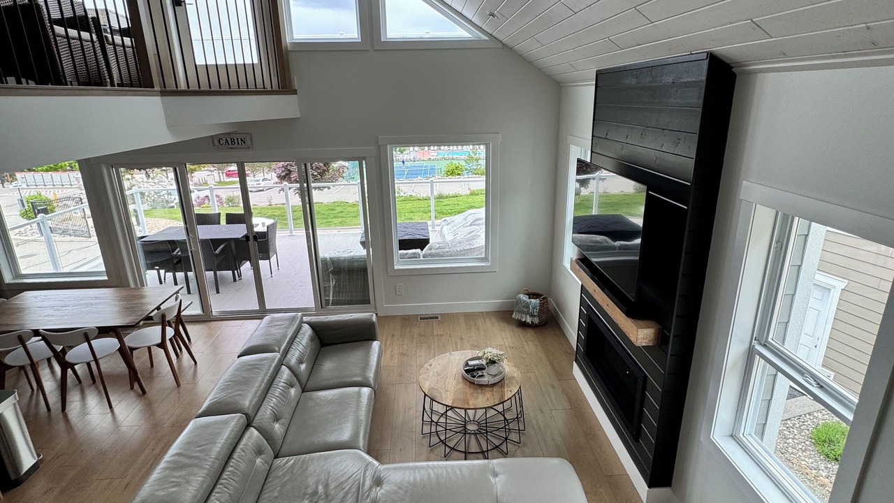 Photo of Livingroom in Central Okanagan
