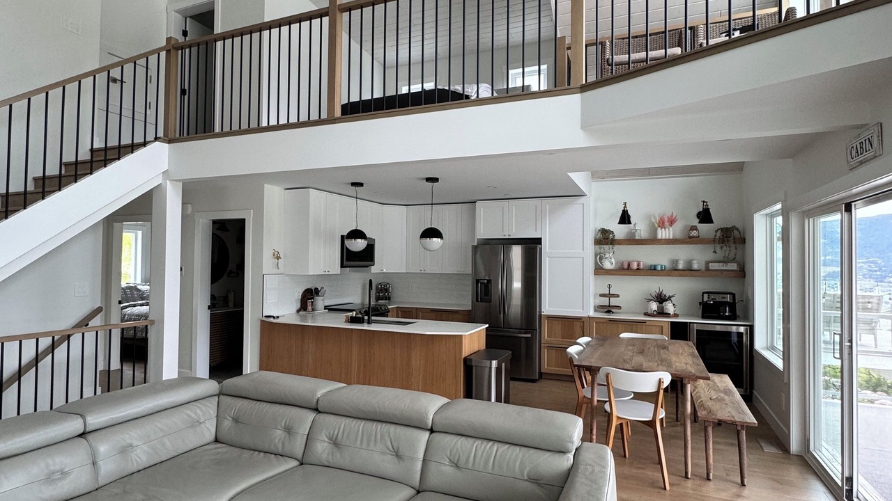 Photo of Livingroom in Central Okanagan