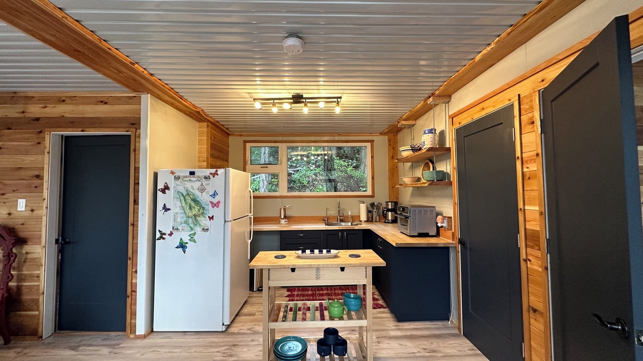 Photo of Kitchen in Thetis Island