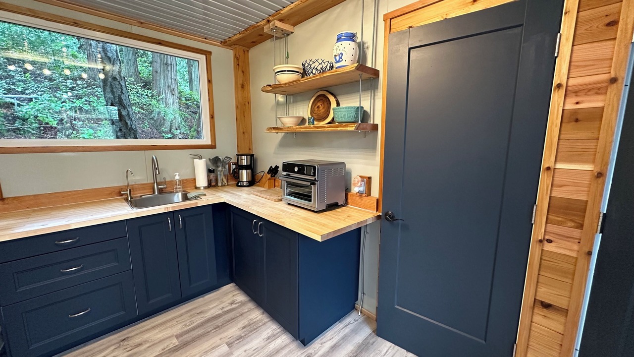 Photo of Kitchen in Thetis Island