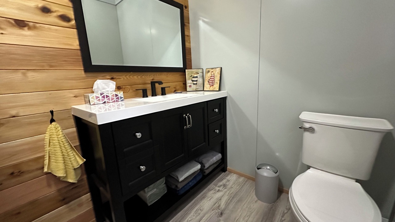 Photo of Bathroom in Thetis Island