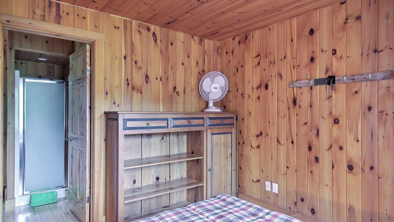 Photo of Bedroom in Saint-Alexis-des-Monts