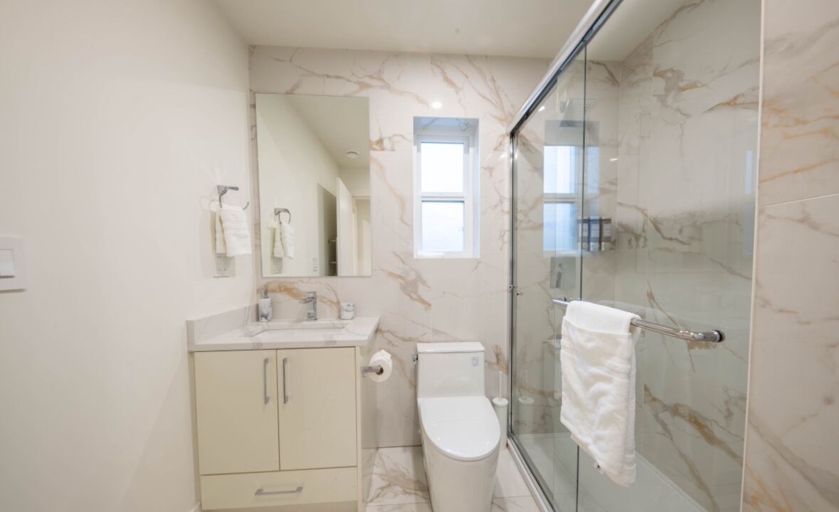 Photo of Bathroom in Renfrew-Collingwood