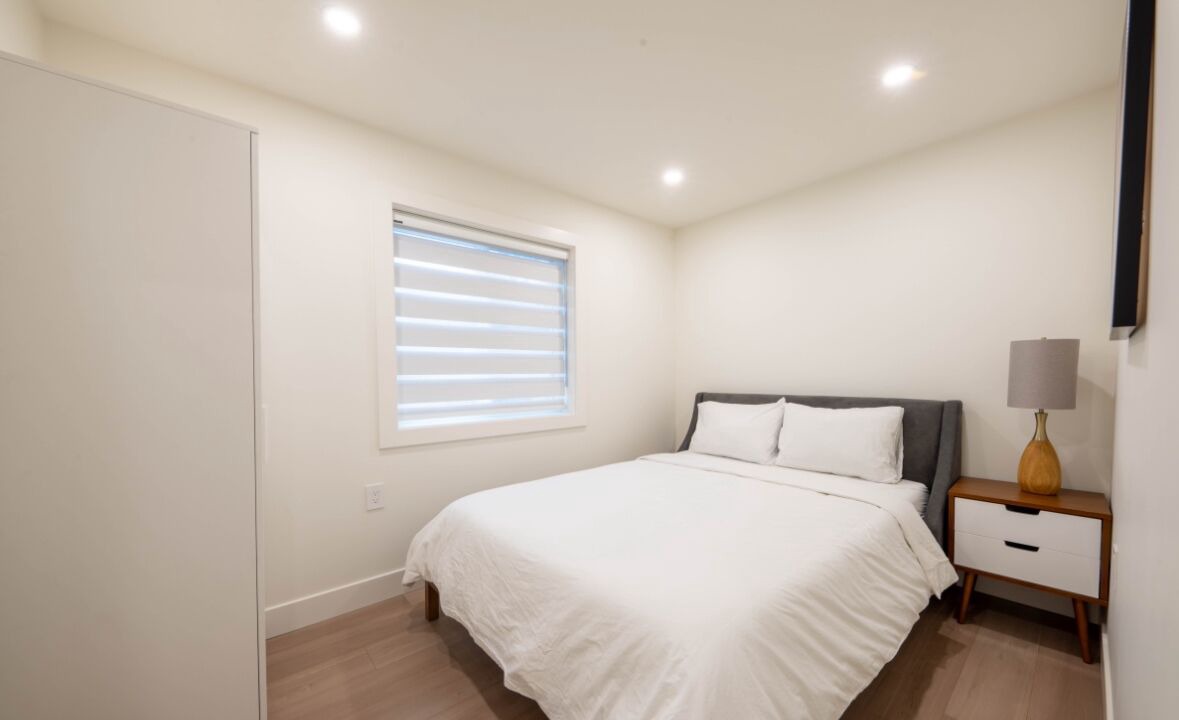 Photo of Bedroom in Renfrew-Collingwood