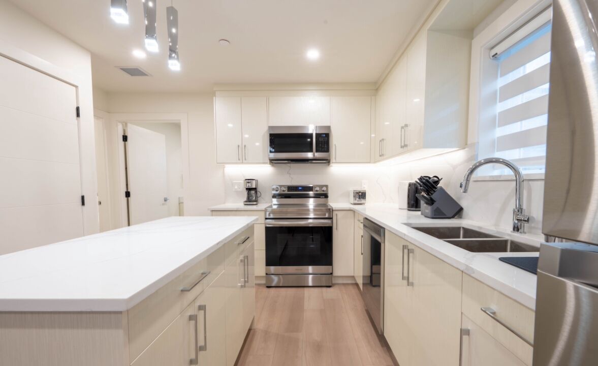 Photo of Kitchen in Renfrew-Collingwood
