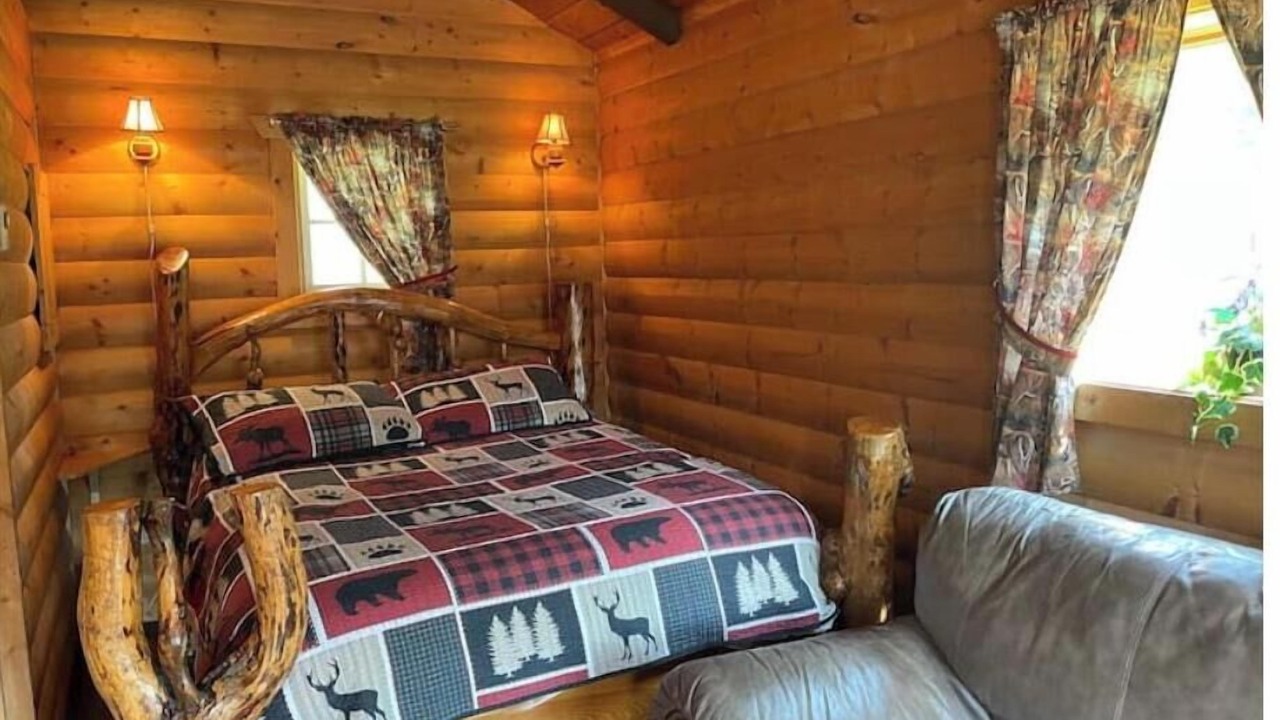 Photo of Bedroom in Division No. 11