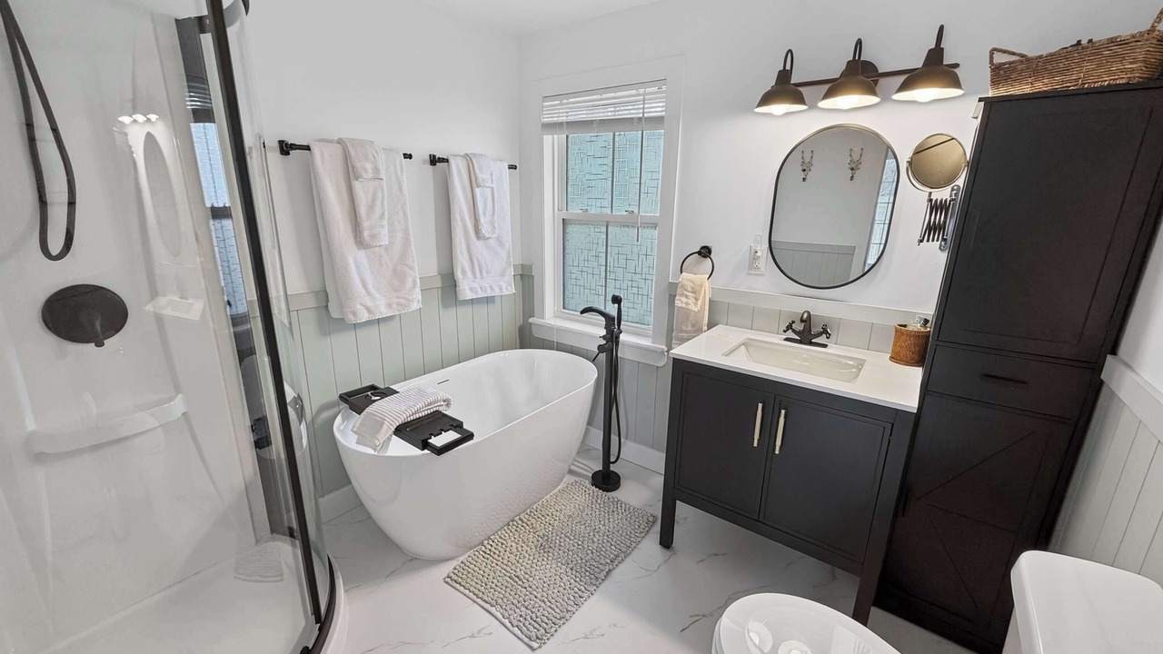 Photo of Bathroom in Fogo