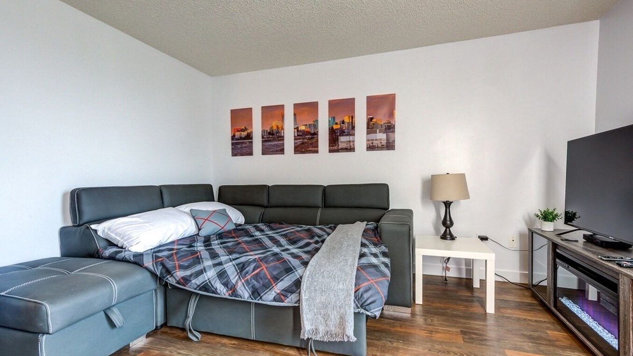 Photo of Bedroom in North Central Edmonton
