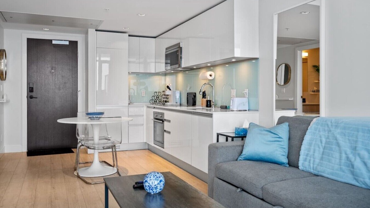 Photo of Livingroom in Beltline