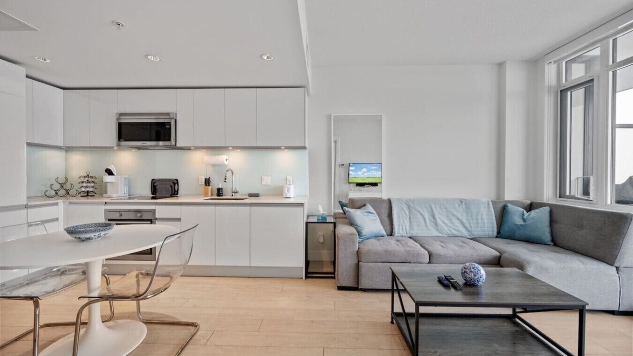 Photo of Livingroom in Beltline