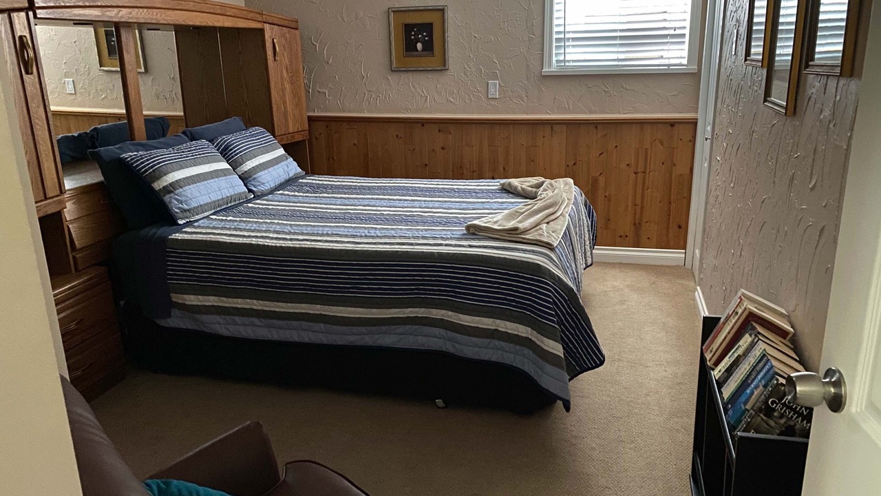 Photo of Bedroom in Campbell River