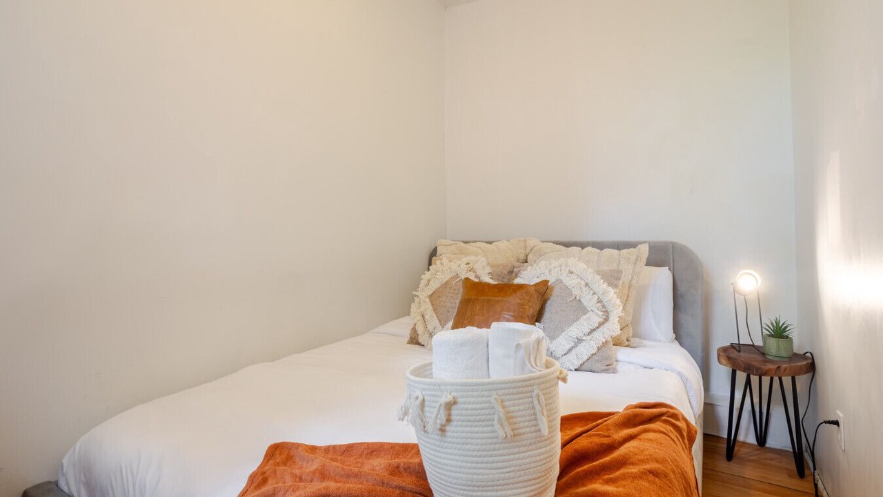 Photo of Bedroom in Mile End