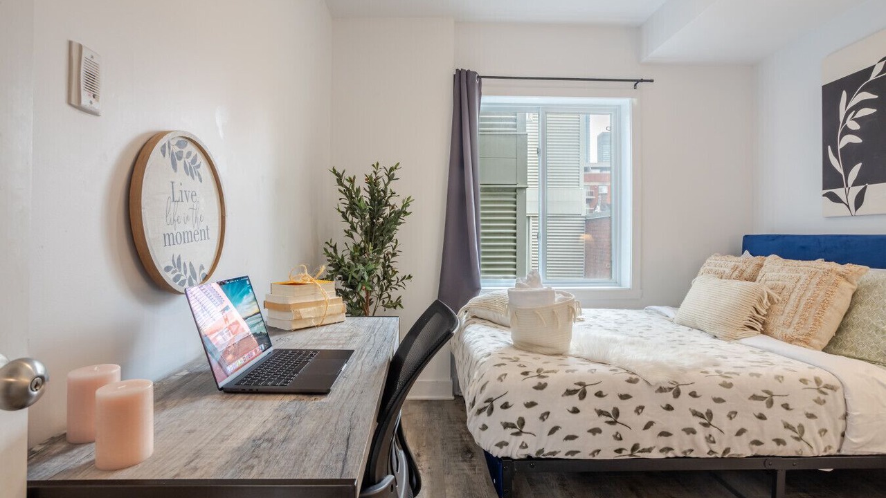 Photo of Bedroom in Pointe-Saint-Charles