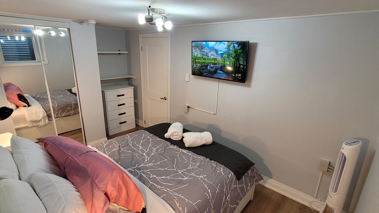 Photo of Bedroom in Bramalea