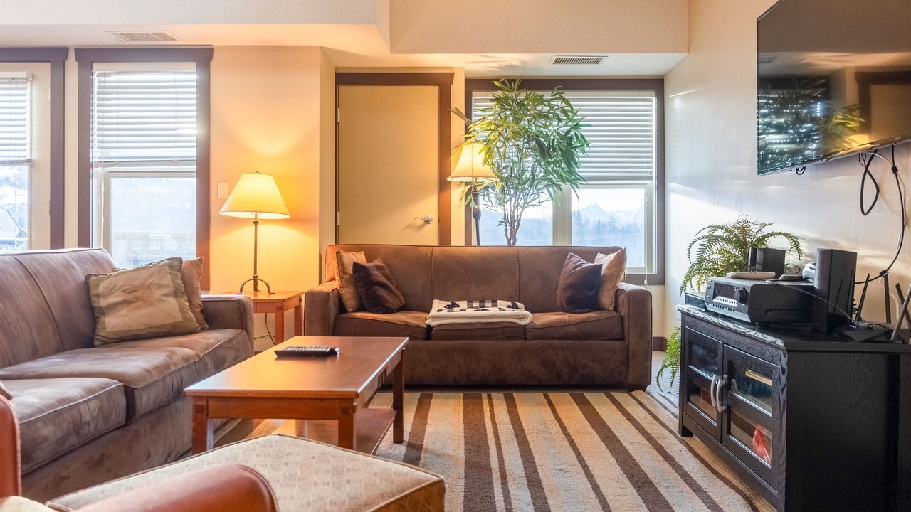 Photo of Livingroom in East Kootenay