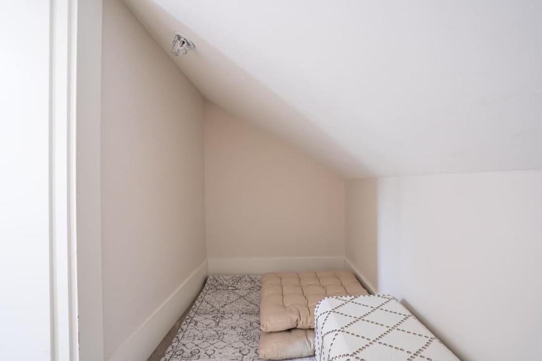Photo of Bedroom in Riley Park-Little Mountain