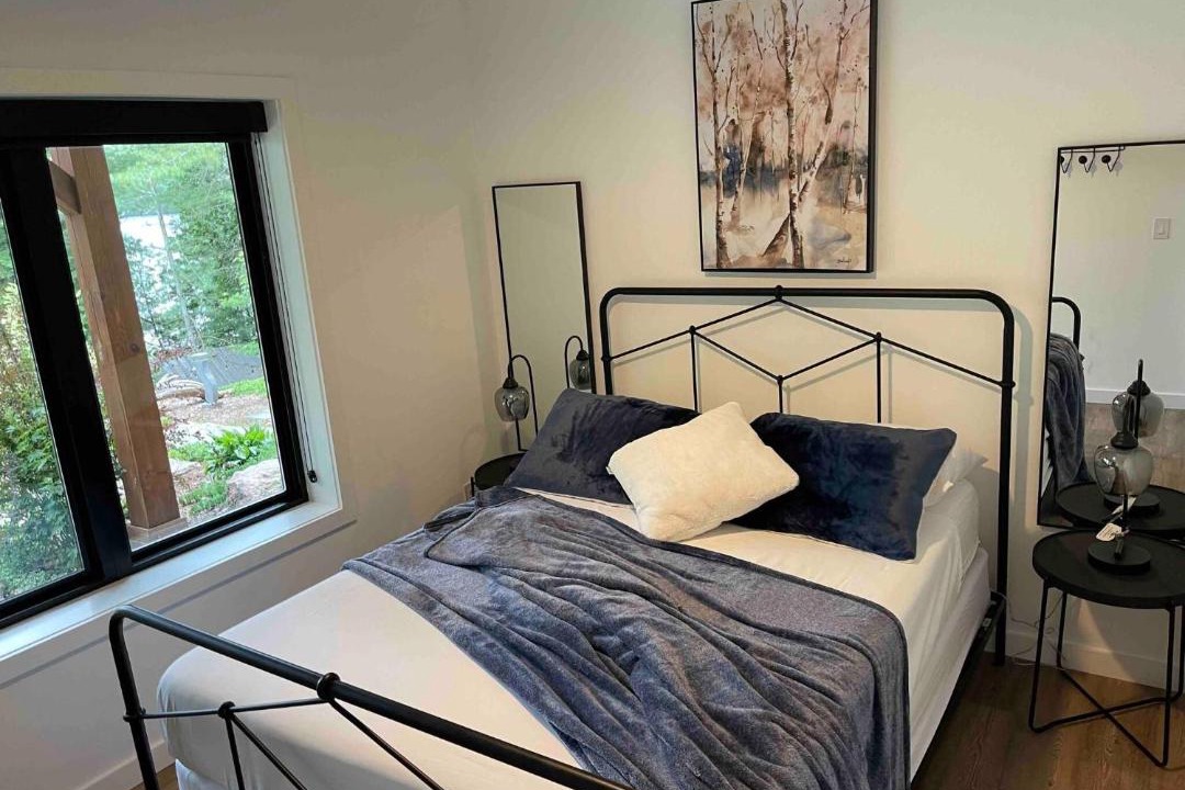 Photo of Bedroom in North Kawartha