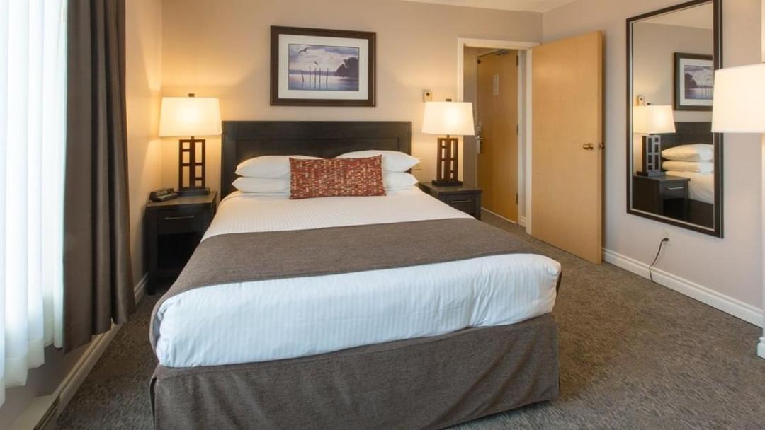 Photo of Bedroom in James Bay