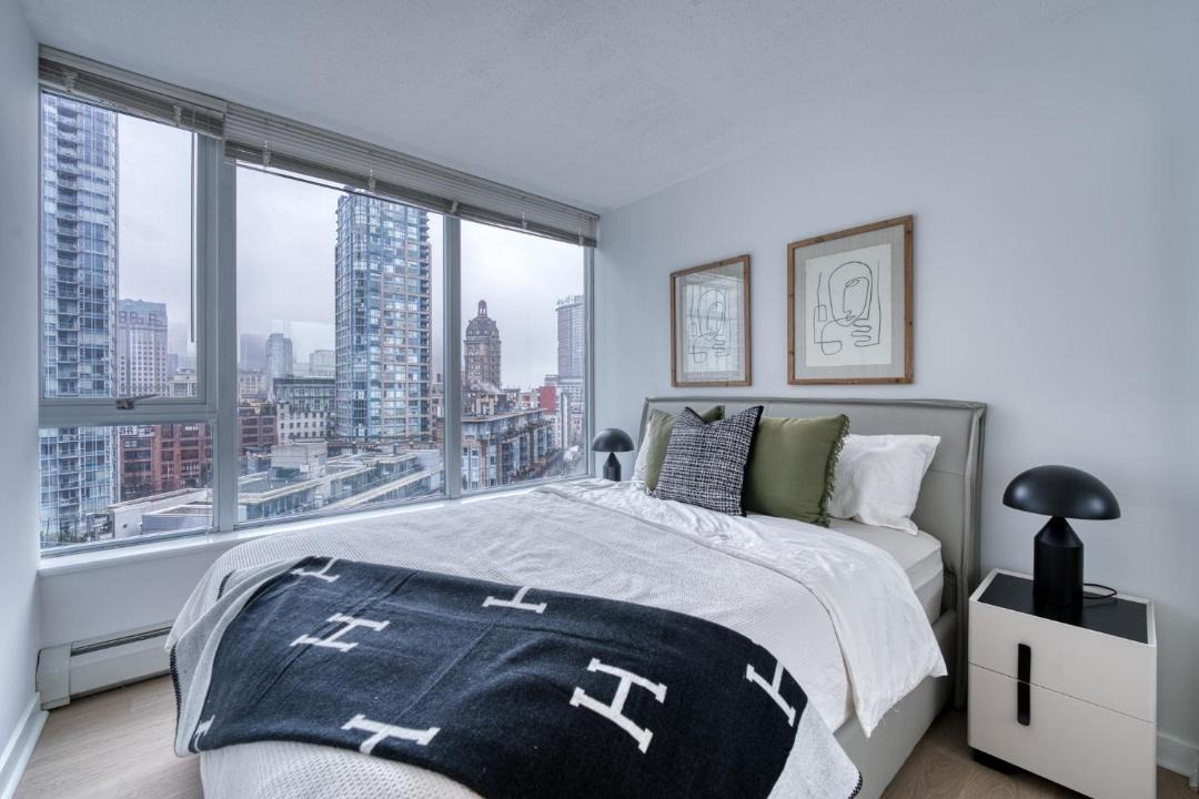 Photo of Bedroom in Crosstown