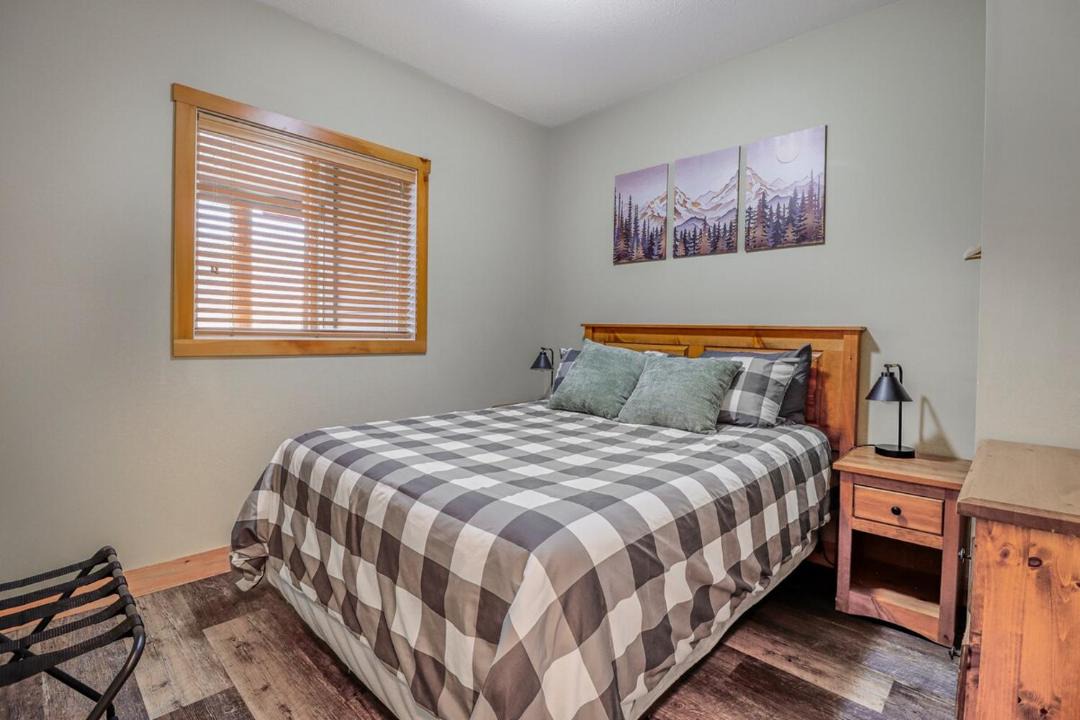 Photo of Others in East Kootenay