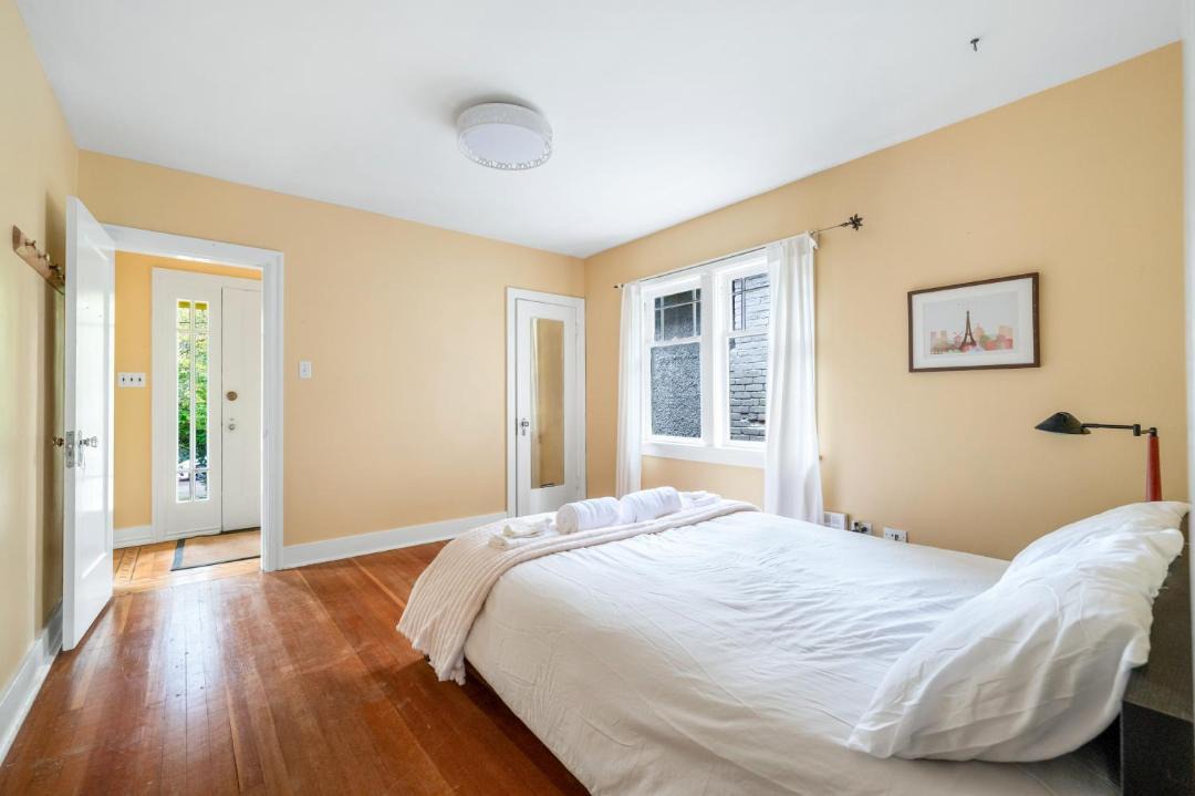 Photo of Bedroom in West Point Grey