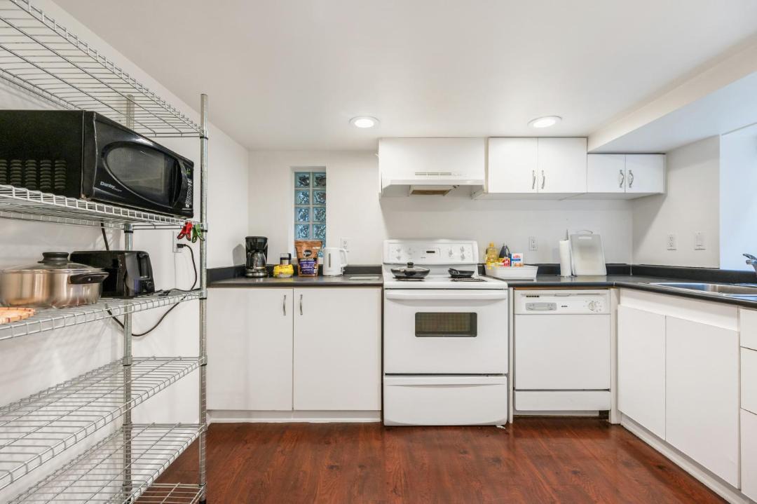 Photo of Kitchen in West Point Grey