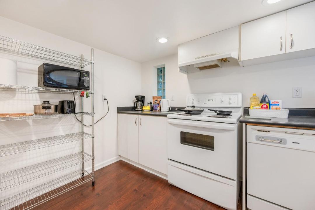 Photo of Kitchen in West Point Grey