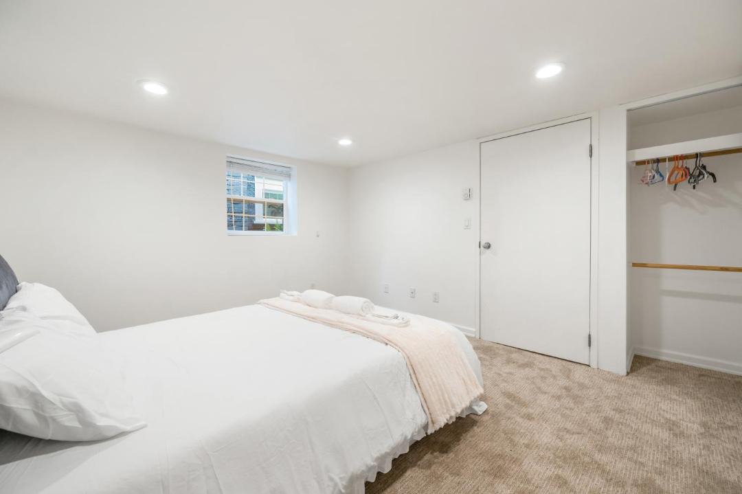 Photo of Bedroom in West Point Grey