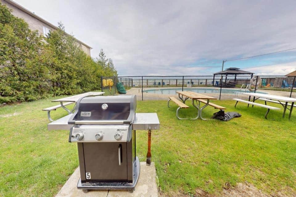 Photo of Others in Wasaga Beach