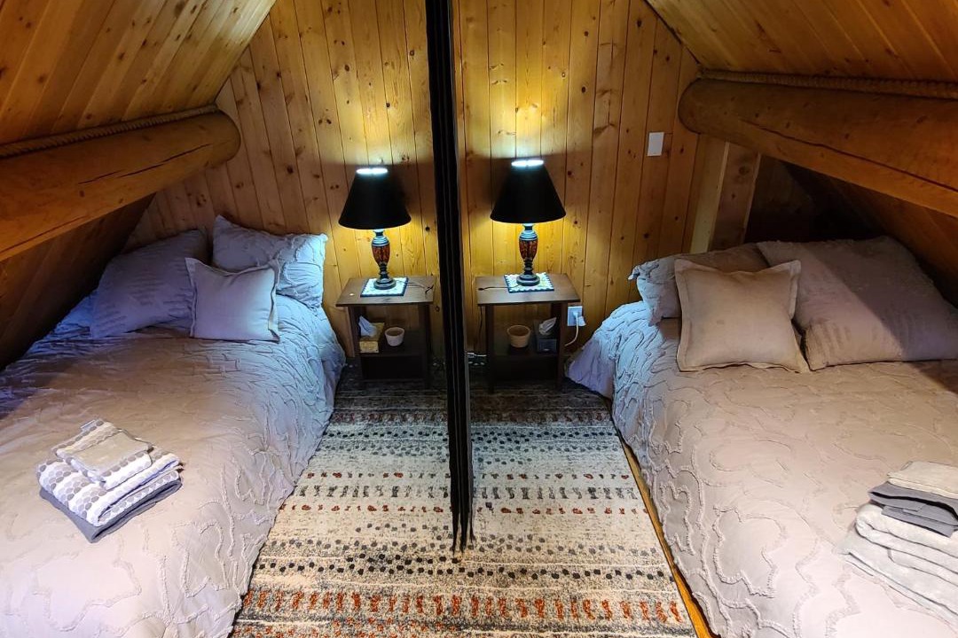 Photo of Bedroom in Division No. 9
