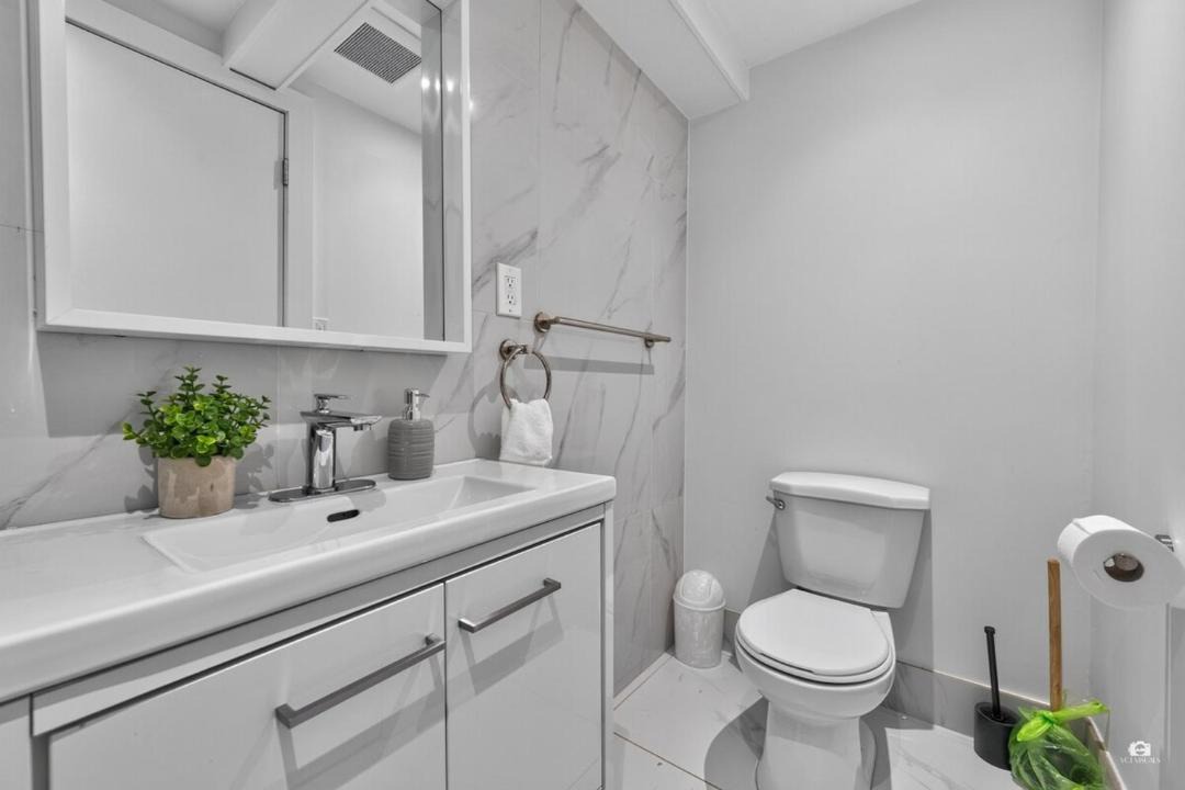Photo of Bathroom in Vancouver South