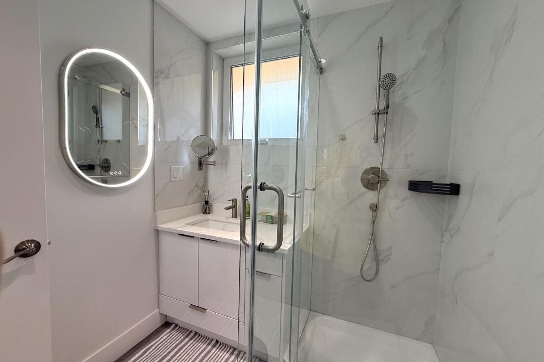 Photo of Bathroom in Fraserview