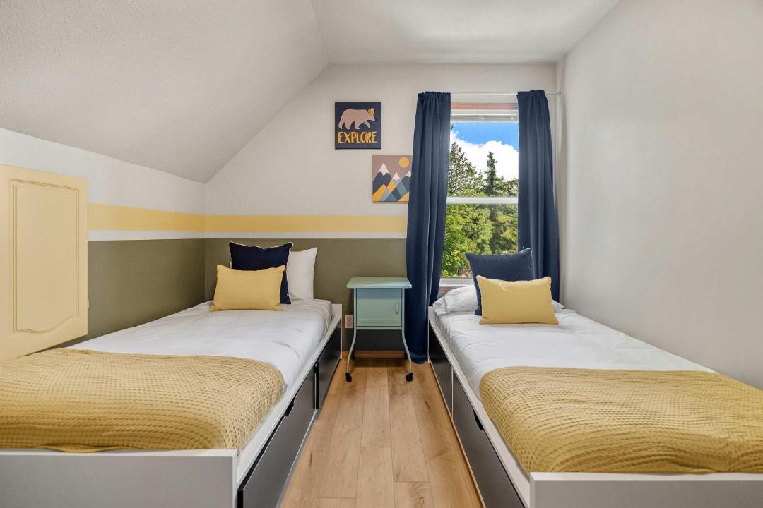 Photo of Bedroom in Sylvan Lake