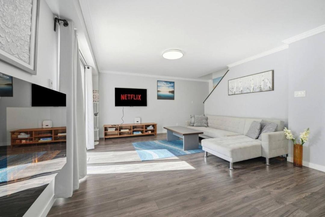 Photo of Livingroom in Tiny