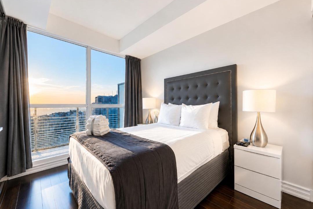 Photo of Bedroom in Bay Street Corridor