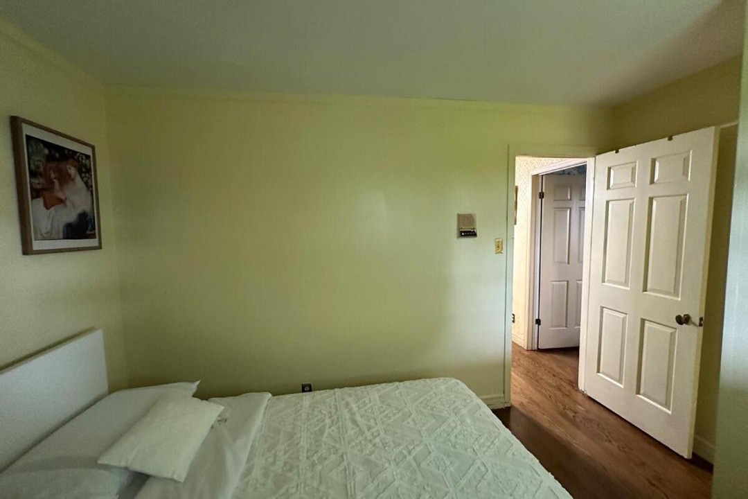 Photo of Bedroom in St-Bernard-de-Lacolle