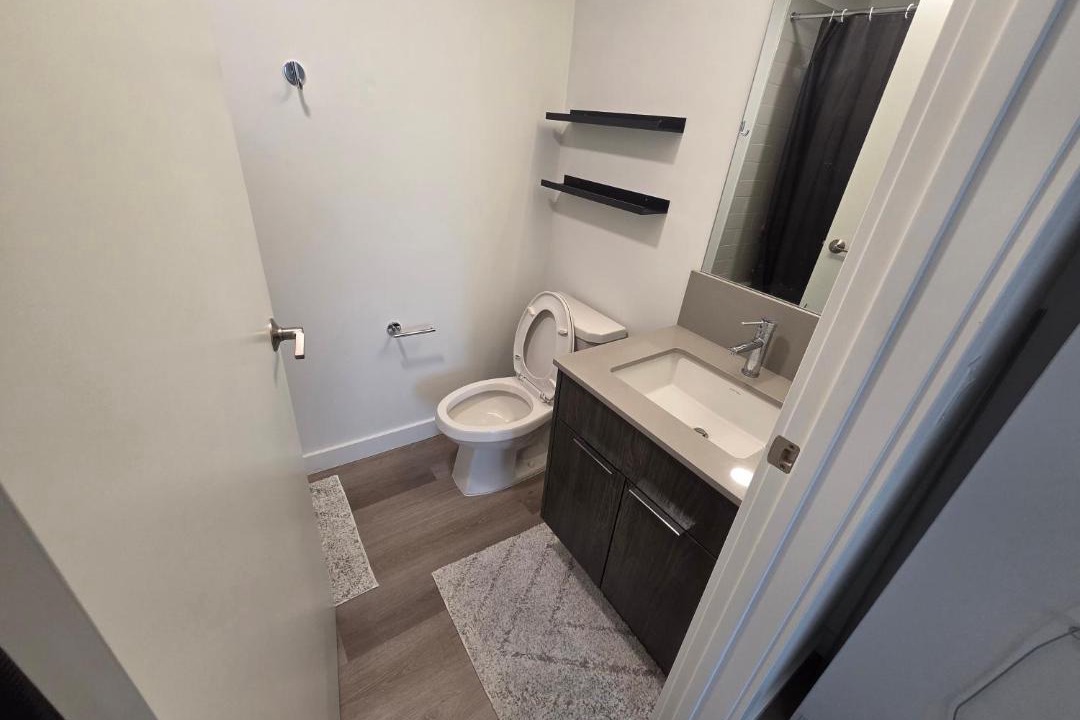 Photo of Bathroom in Crescent Heights