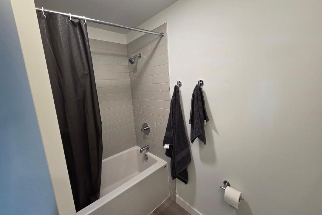 Photo of Bathroom in Crescent Heights