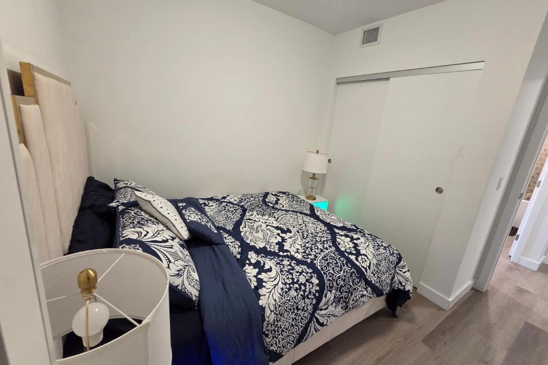 Photo of Bedroom in Crescent Heights