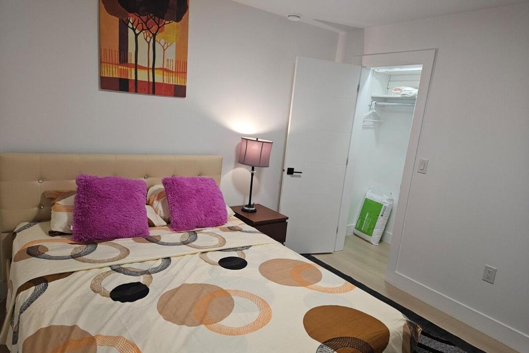 Photo of Bedroom in Delta