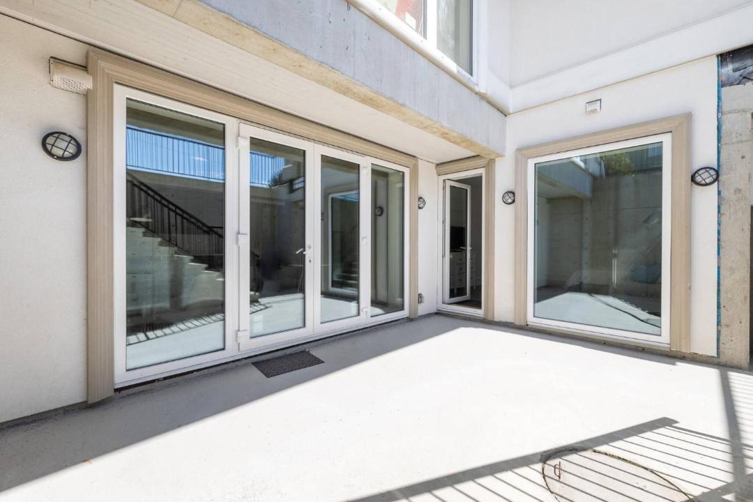 Photo of Patio Balcony in West Vancouver