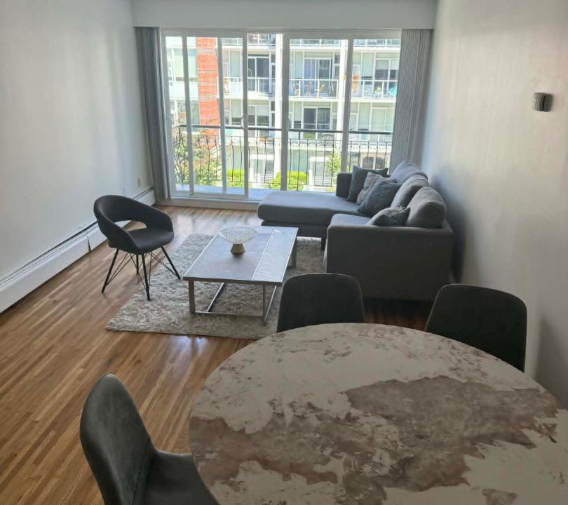 Photo of Livingroom in Mount Pleasant