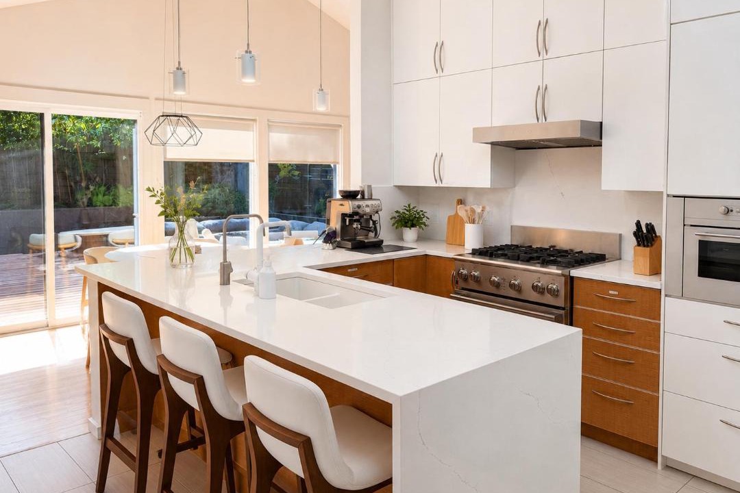 Photo of Kitchen in Metro Vancouver Regional District